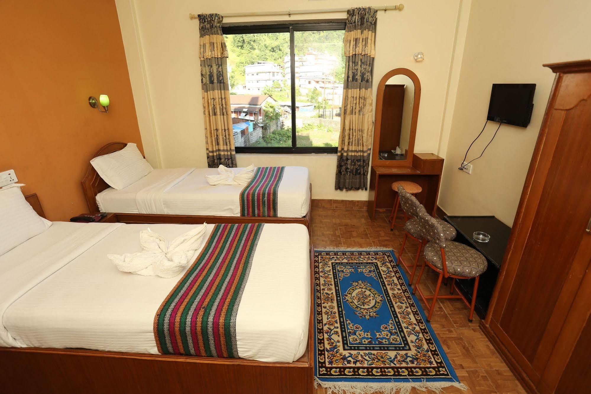 Golden Gate Hotel Ποκάρα Εξωτερικό φωτογραφία