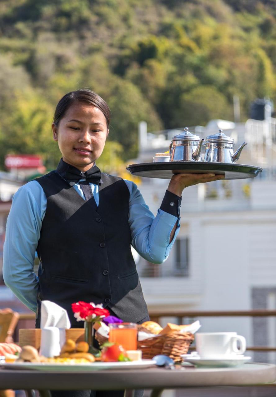 Golden Gate Hotel Ποκάρα Εξωτερικό φωτογραφία