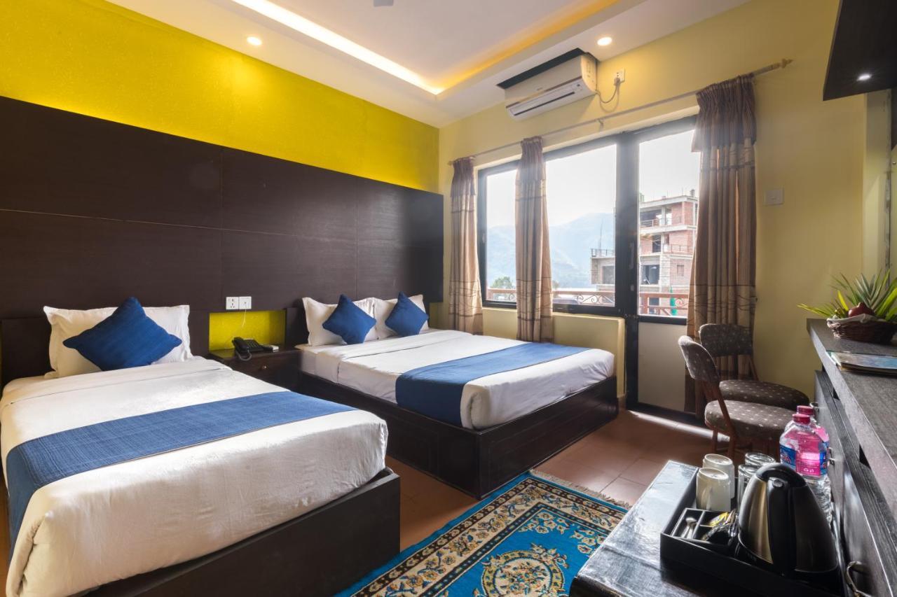 Golden Gate Hotel Ποκάρα Εξωτερικό φωτογραφία