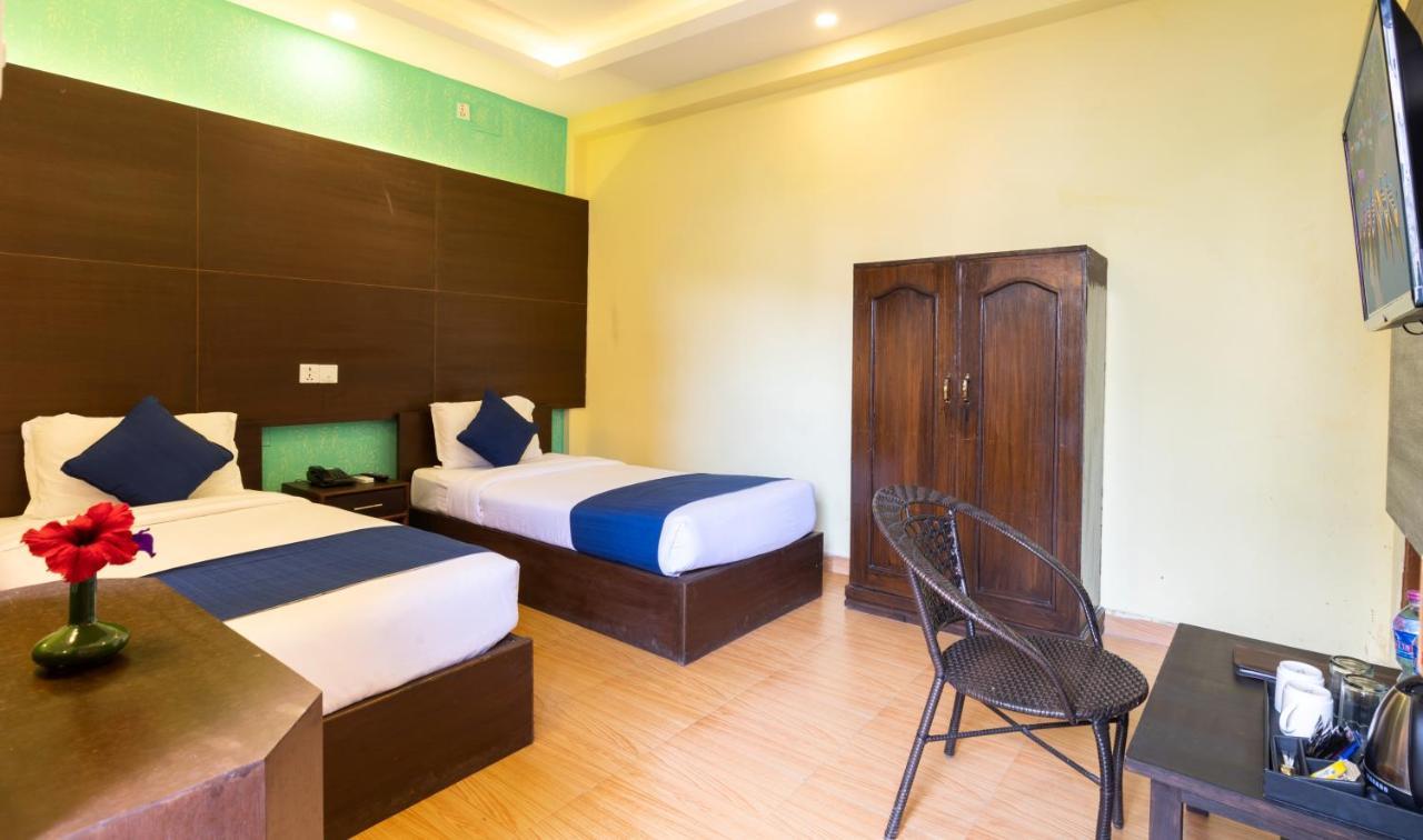Golden Gate Hotel Ποκάρα Εξωτερικό φωτογραφία